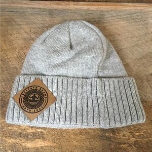 NWT Levitate Surf Hat